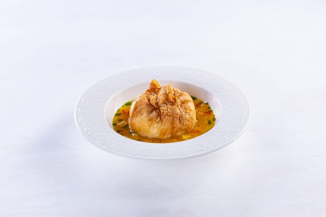 Запечённый камамбер в хрустящем филло