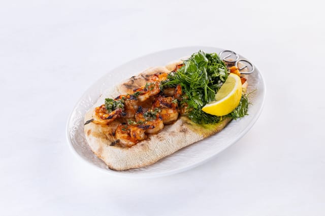 Сувлаки из тигровых креветок