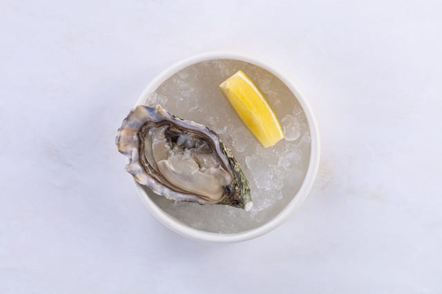 Устрица Gillardeau (Франция), 1 шт.